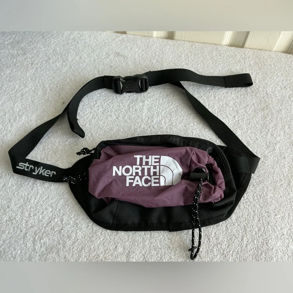 The North Face Black and Purple Belt Bag - Picture 2 of 12